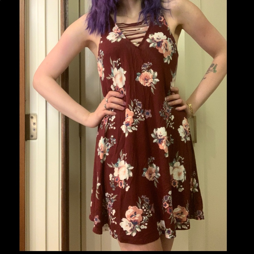 Rue 21 Maroon Floral Sheath Dress